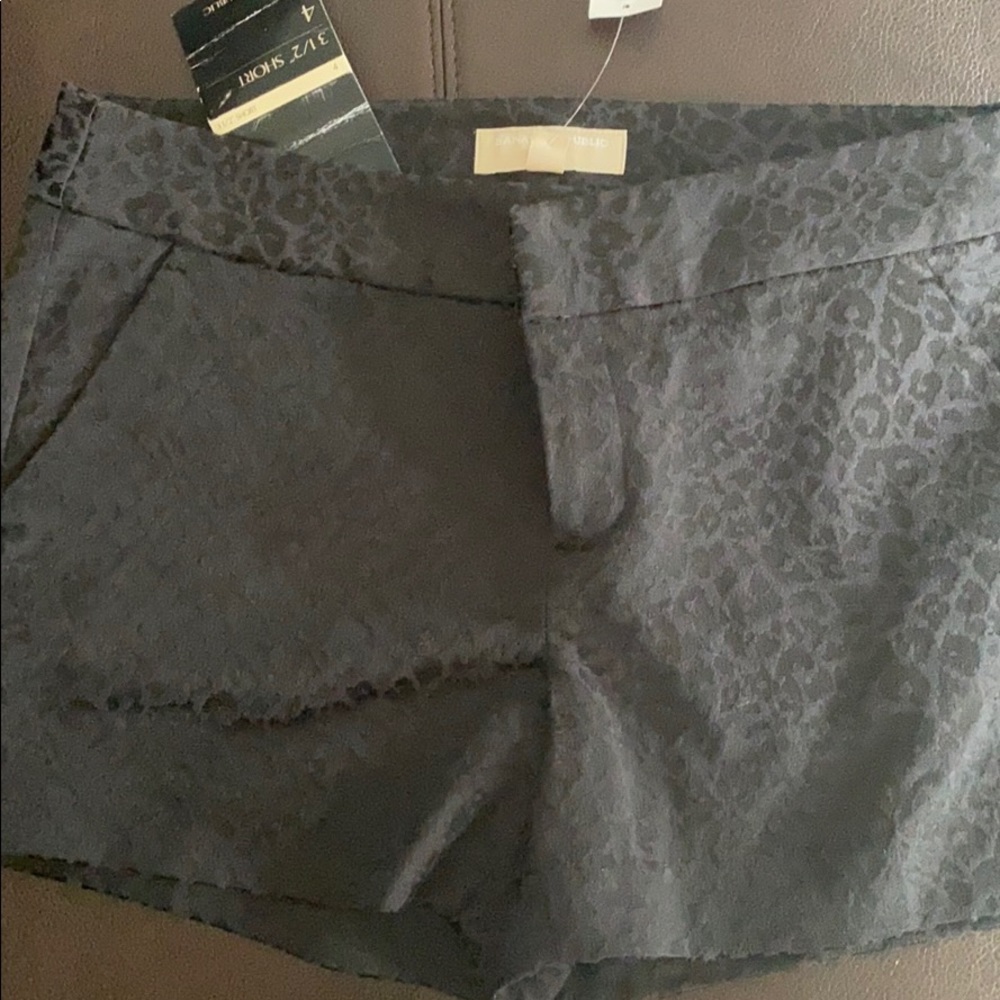 Black on black leopard print 3 1/2 inch shorts